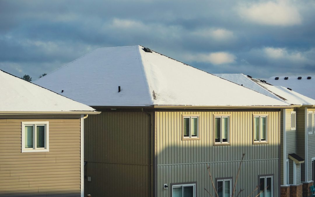 Why Wood Shake Roofing Needs Special Care in Snow